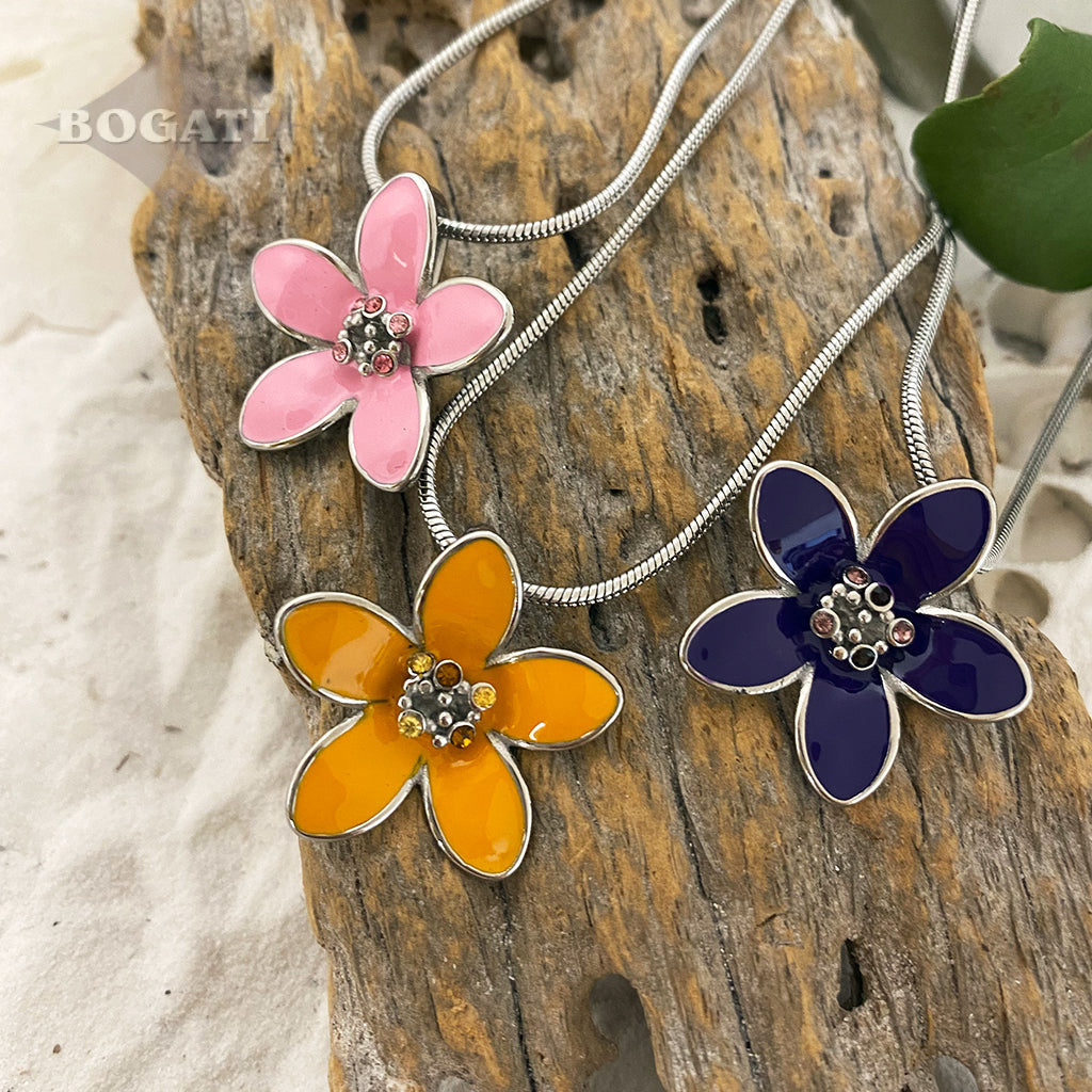 J-2400 - Flower with Colorful Stones - Pendant with Chain