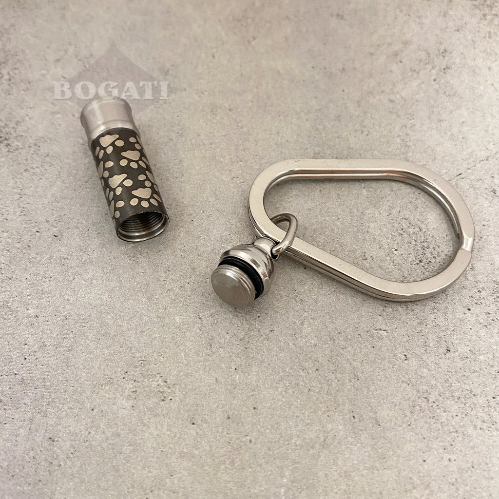 J-920 - Paw Prints Cylinder - Keychain